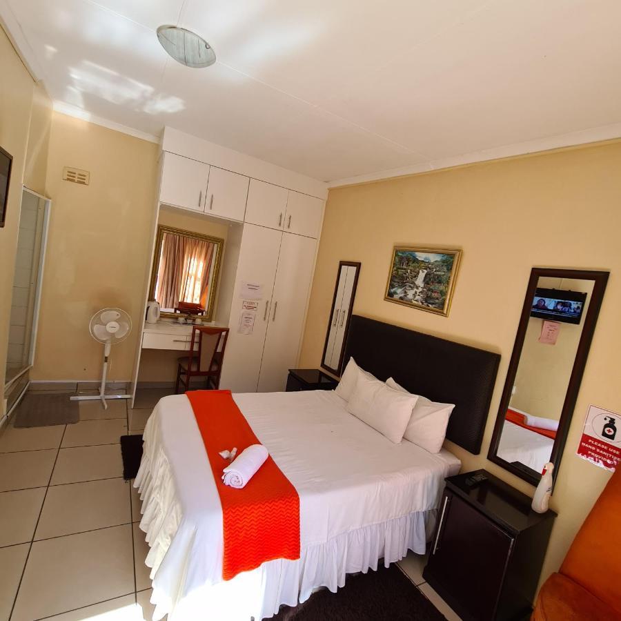 Ethen Guesthouse Polokwane Kültér fotó