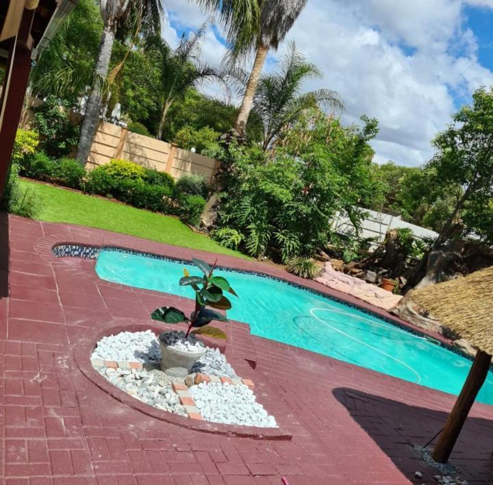 Ethen Guesthouse Polokwane Kültér fotó