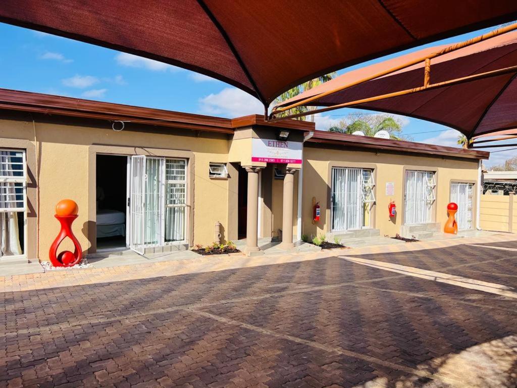 Ethen Guesthouse Polokwane Kültér fotó
