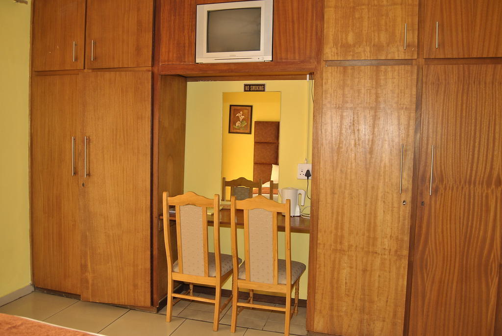 Ethen Guesthouse Polokwane Kültér fotó