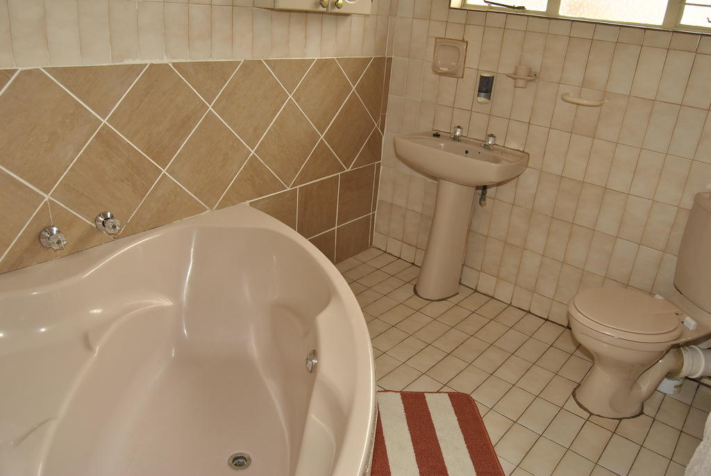 Ethen Guesthouse Polokwane Szoba fotó