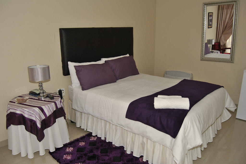 Ethen Guesthouse Polokwane Kültér fotó